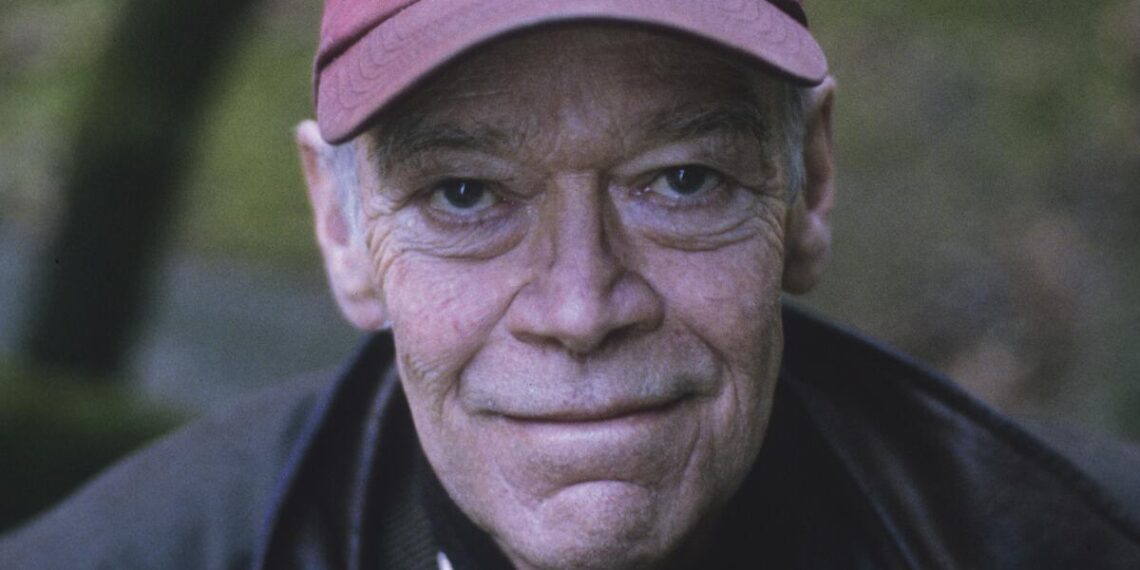 Review: Jonathan Raban’s last book, ‘Father and Son’