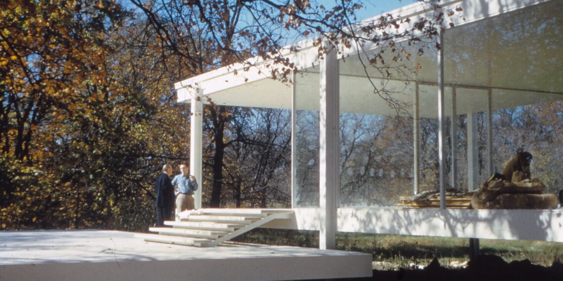 New book revisits Mies van der Rohe’s groundbreaking Farnsworth House New book revisits Mies van der Rohe’s groundbreaking Farnsworth House