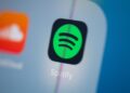 Spotify subscribers can now listen to over 200,000 audiobooks for free