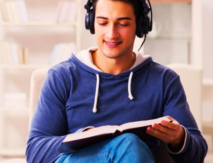 Audiobook or Reading? Science Shows there is no Difference to your Brain Audiobook or Reading? Science Shows there is no Difference to your Brain