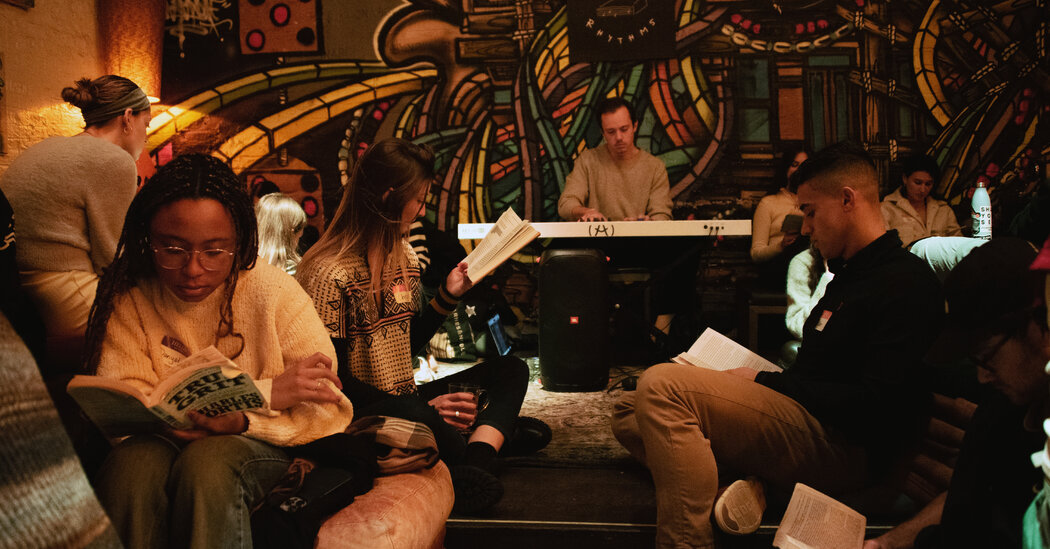 My Evening at Reading Rhythms, a Party for Bookish Introverts