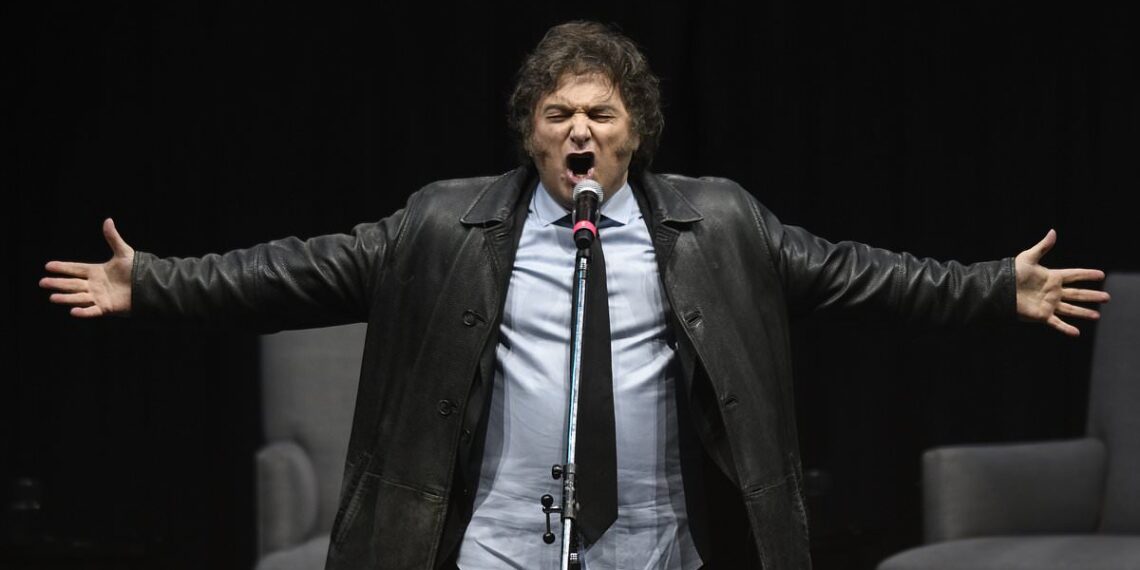 Argentina’s President Javier Milei performs hard rock anthem in front of 10,000 screaming fans Argentina’s President Javier Milei performs hard rock anthem in front of 10,000 screaming fans