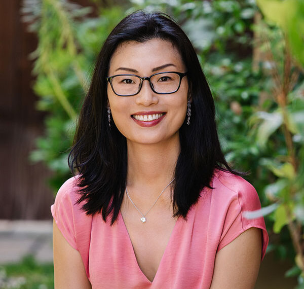 Kelly Yang Hosts Pandemic Essay Writing Contest