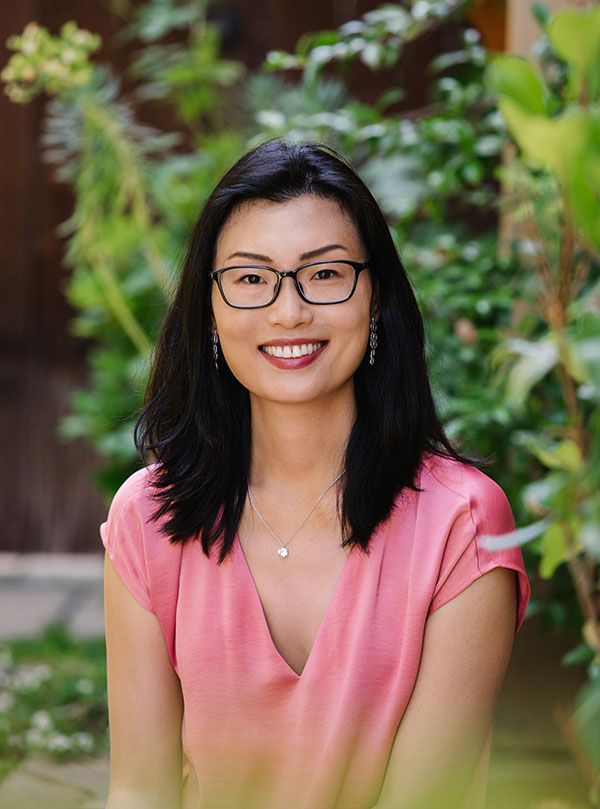 Kelly Yang Hosts Pandemic Essay Writing Contest