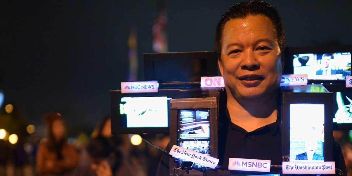 The New Media’s Role in Politics The New Media’s Role in Politics