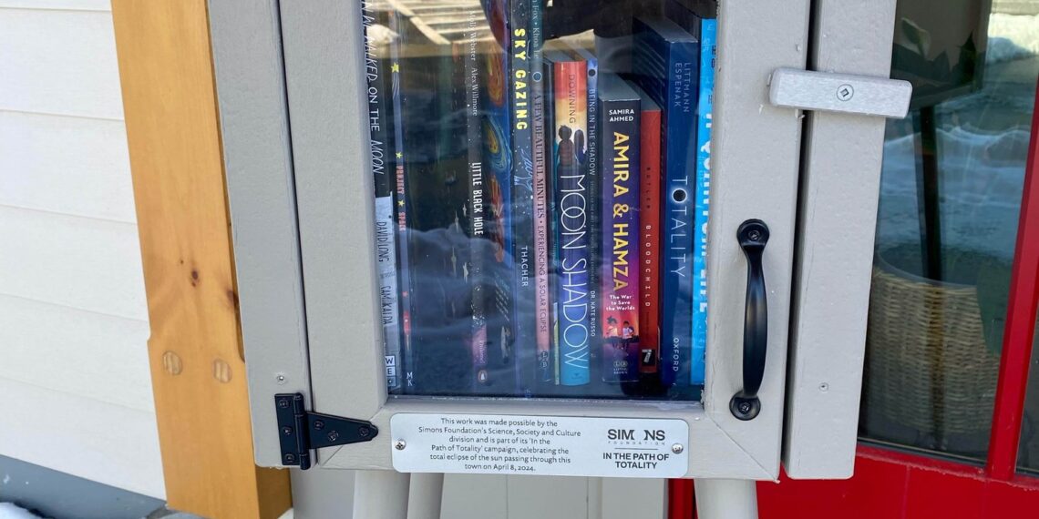 A Little Free Library and a very short-story contest — Waterbury Roundabout A Little Free Library and a very short-story contest — Waterbury Roundabout