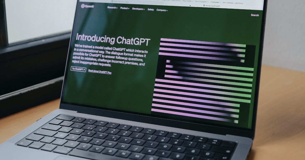 How to use ChatGPT to summarize a book or article How to use ChatGPT to summarize a book or article