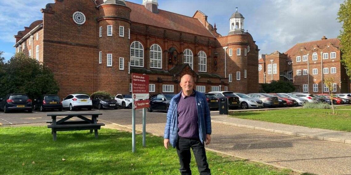 Former King’s Lynn King Edward VII student Andrew Stephen releases poetry collection