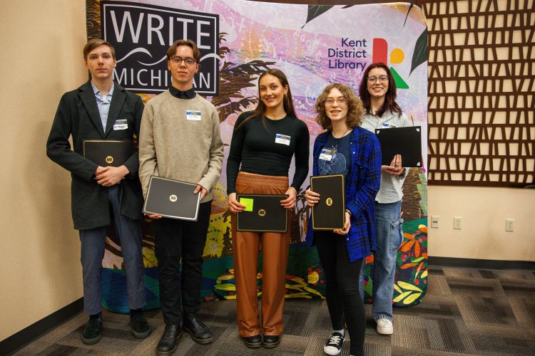 Forest Hills students take top spots in Write Michigan contest – School News Network