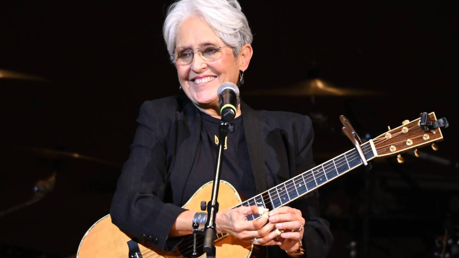 Joan Baez Announces First-Ever Poetry Book Joan Baez Announces First-Ever Poetry Book