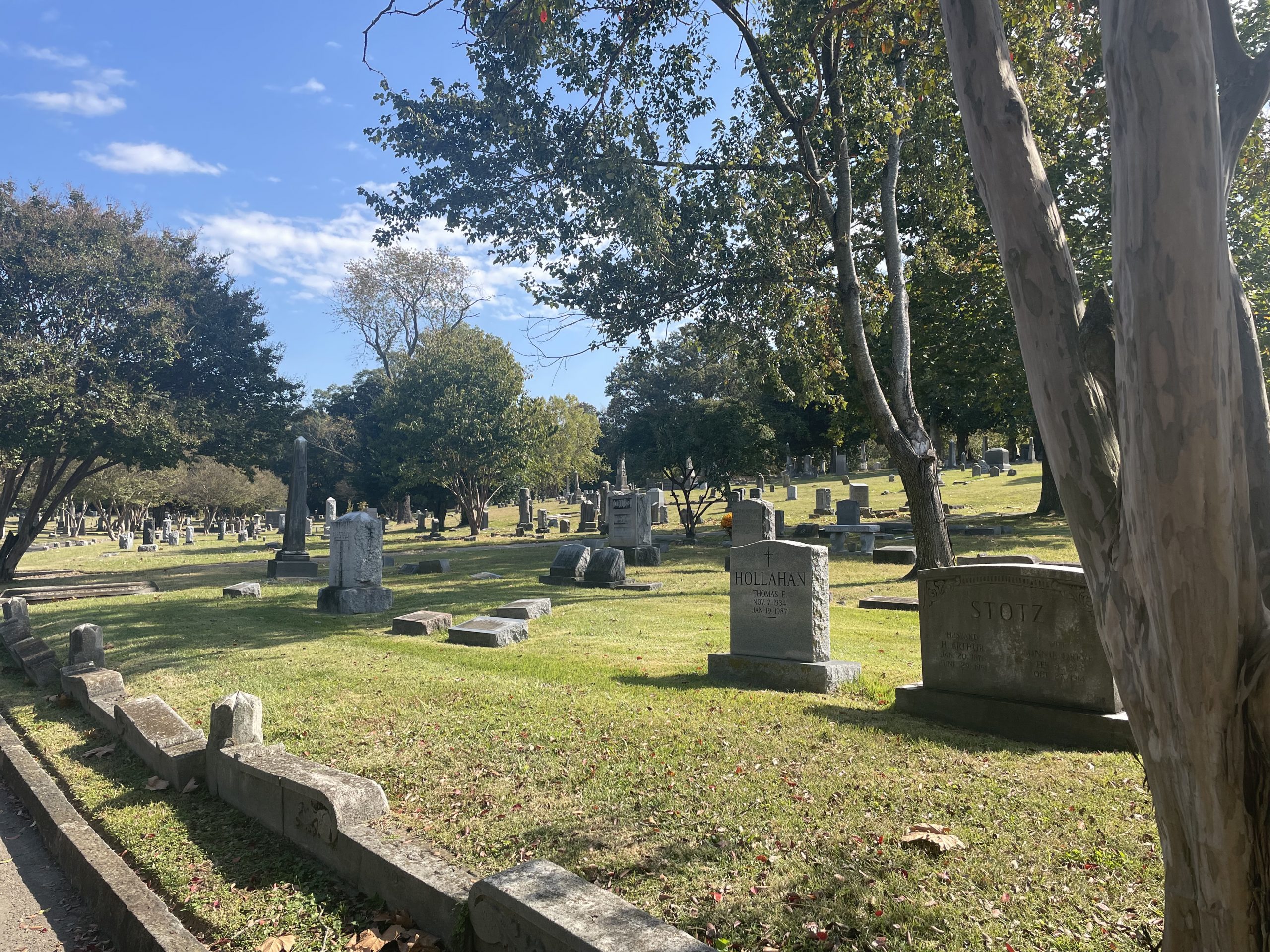 Memphis Flyer | Elmwood Cemetery Hosts Writing Contest Memphis Flyer | Elmwood Cemetery Hosts Writing Contest