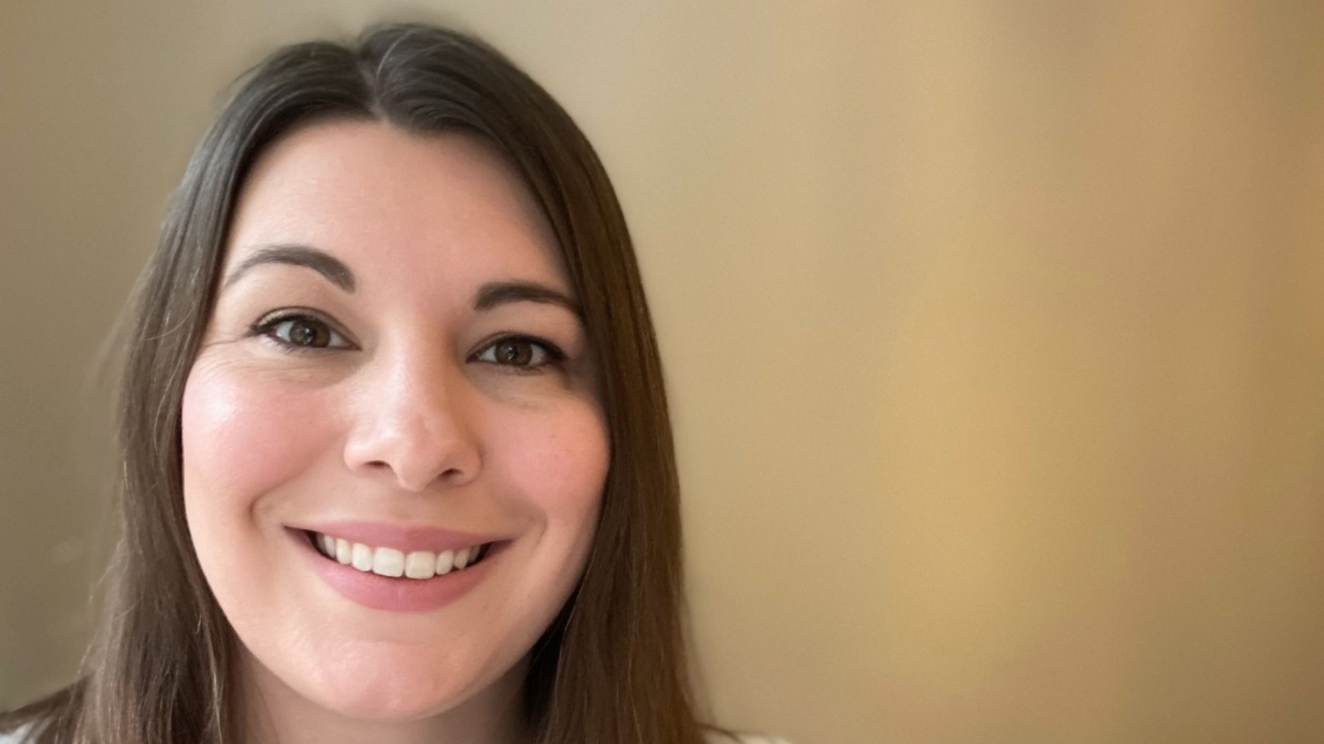 The Bookseller – News – Ellis joins Sphere as non-fiction publisher