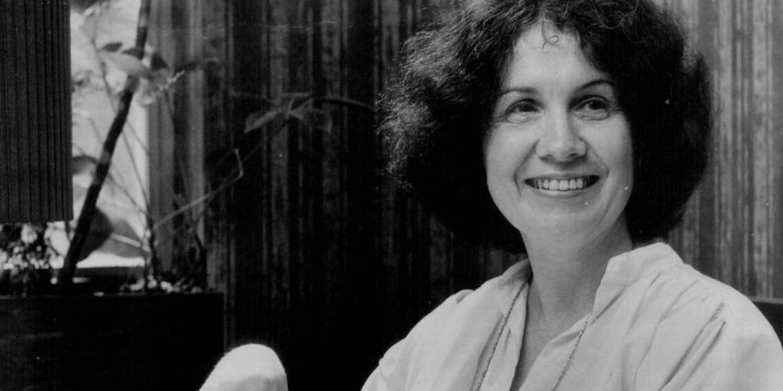 Alice Munro, short story writer, Nobel Prize-winning author, dead at 92 – WSB-TV Channel 2