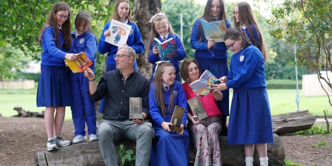 Students from 4 local Carlow schools choose KPMG Children’s book Awards Winner Students from 4 local Carlow schools choose KPMG Children’s book Awards Winner