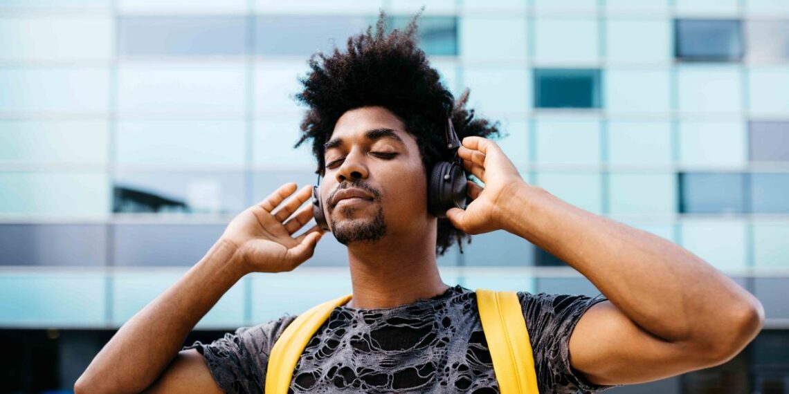 Spotify Now Offers Audiobooks for .99. Is It Worth It?