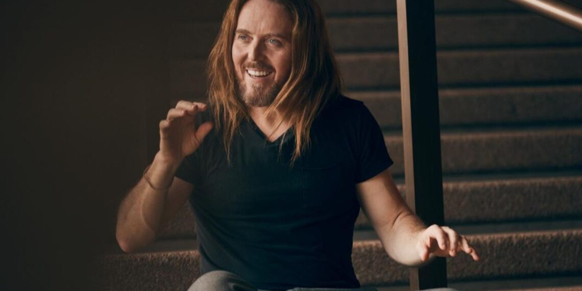The Bookseller – Rights – Tim Minchin’s first non-fiction title goes to Ebury Press