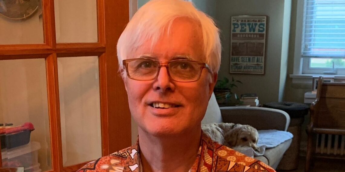 Toronto author shares journey of ’Struggling To Be Well’ in new podcast, book Toronto author shares journey of ’Struggling To Be Well’ in new podcast, book