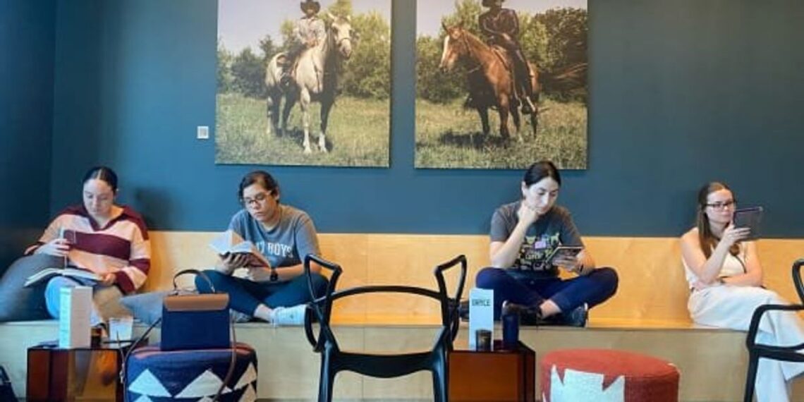 Fort Worth readers meet up weekly at fascinating ‘silent’ book club