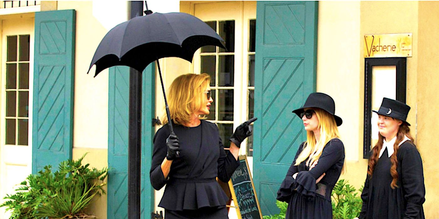 Jessica Lange in American Horror Story Coven