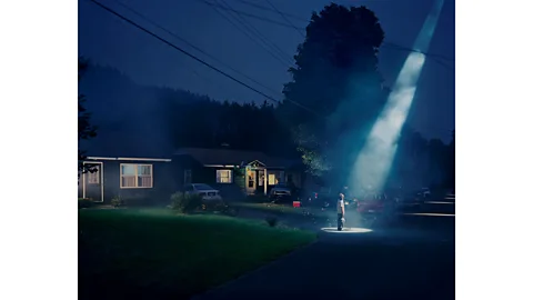 Gregory Crewdson/Albertina Twilight series by Gregory Crewdson (Gregory Crewdson/Albertina)