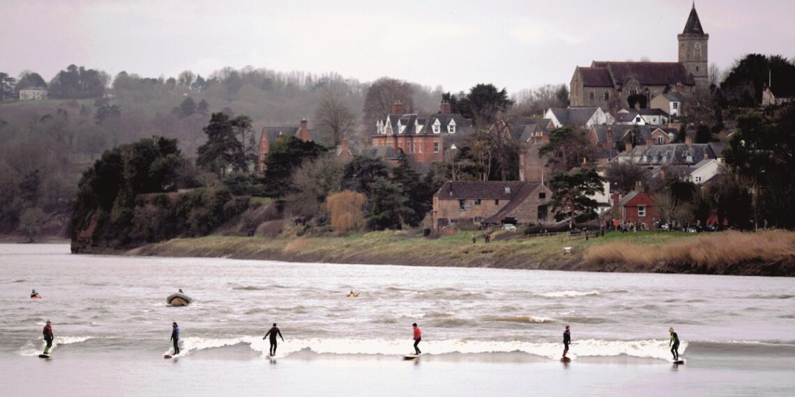 Gloucestershire photographer marks 40-year career with new book showcasing the county Gloucestershire photographer marks 40-year career with new book showcasing the county