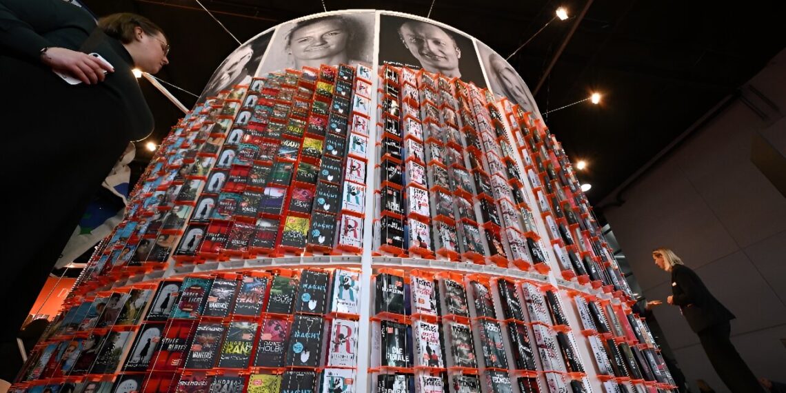 Did a computer write this? Book industry grapples with AI