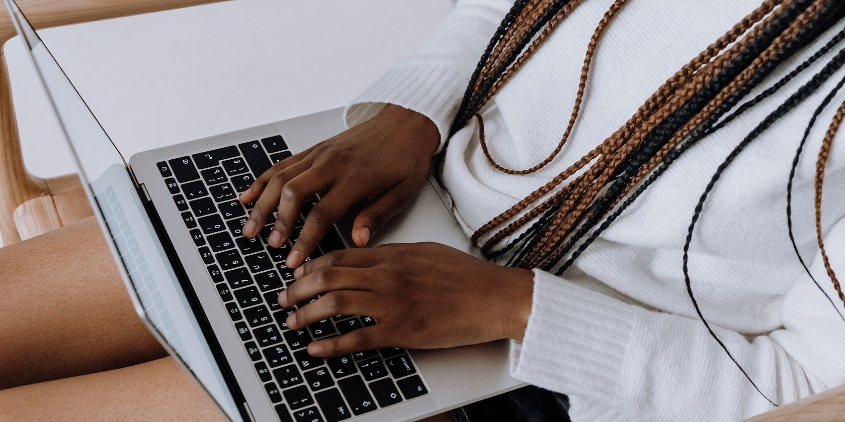 7 Wattpad Alternatives That Readers and Writers Should Consider Using 7 Wattpad Alternatives That Readers and Writers Should Consider Using