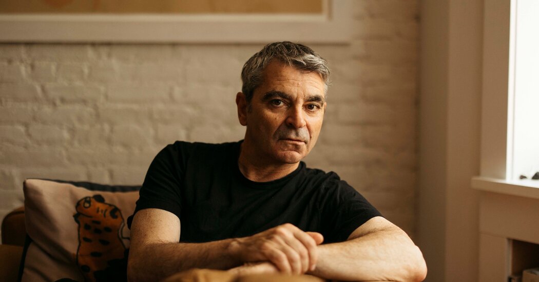 He’s Obsessed With Sports and Politics. His Novels Are, Too.
