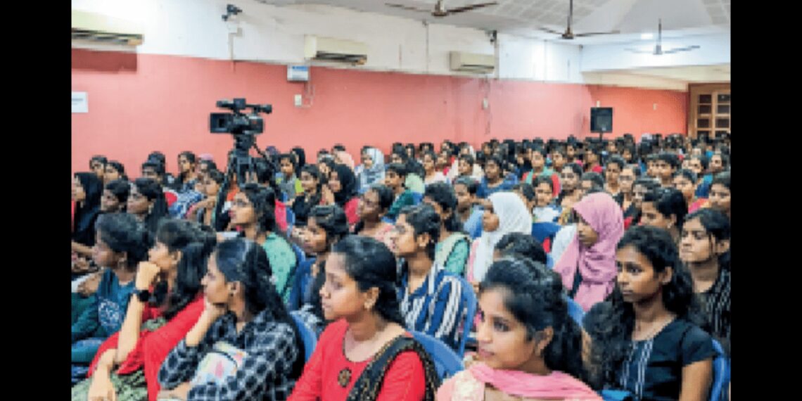 Don’t just hit the books, read them too | Chennai News Don’t just hit the books, read them too | Chennai News