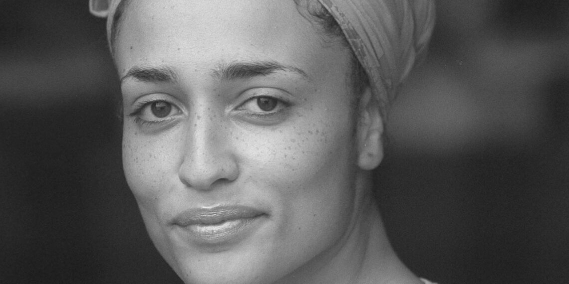 This Week in Fiction: Zadie Smith on Stories That Implicate Everybody This Week in Fiction: Zadie Smith on Stories That Implicate Everybody