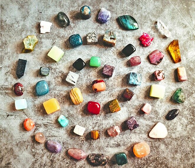 SLO County native Emwyn Powers releases a novel set on the Central Coast about a woman’s personal and spiritual awakening | Arts | San Luis Obispo