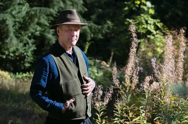 Poet Q&A: Kim Stafford finds poetic fodder in nature, war, boyhood, and writing in new book, ‘As the Sky Begins to Change’ Poet Q&A: Kim Stafford finds poetic fodder in nature, war, boyhood, and writing in new book, ‘As the Sky Begins to Change’