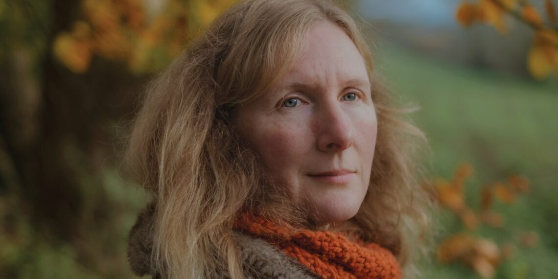 Circling the Planet, Looking for God