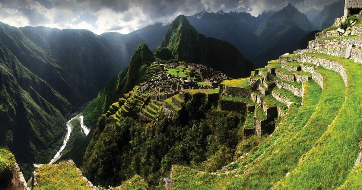 Author offers reasons to travel in new book Author offers reasons to travel in new book