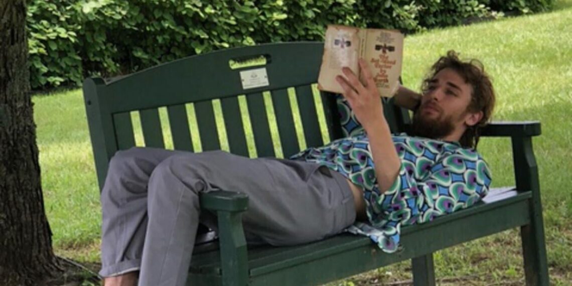 Book Barn features rare finds | Washington Column