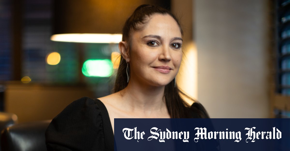 Post-natal mental illness tackled by Ariane Beeston in new book Because I’m not Myself You See