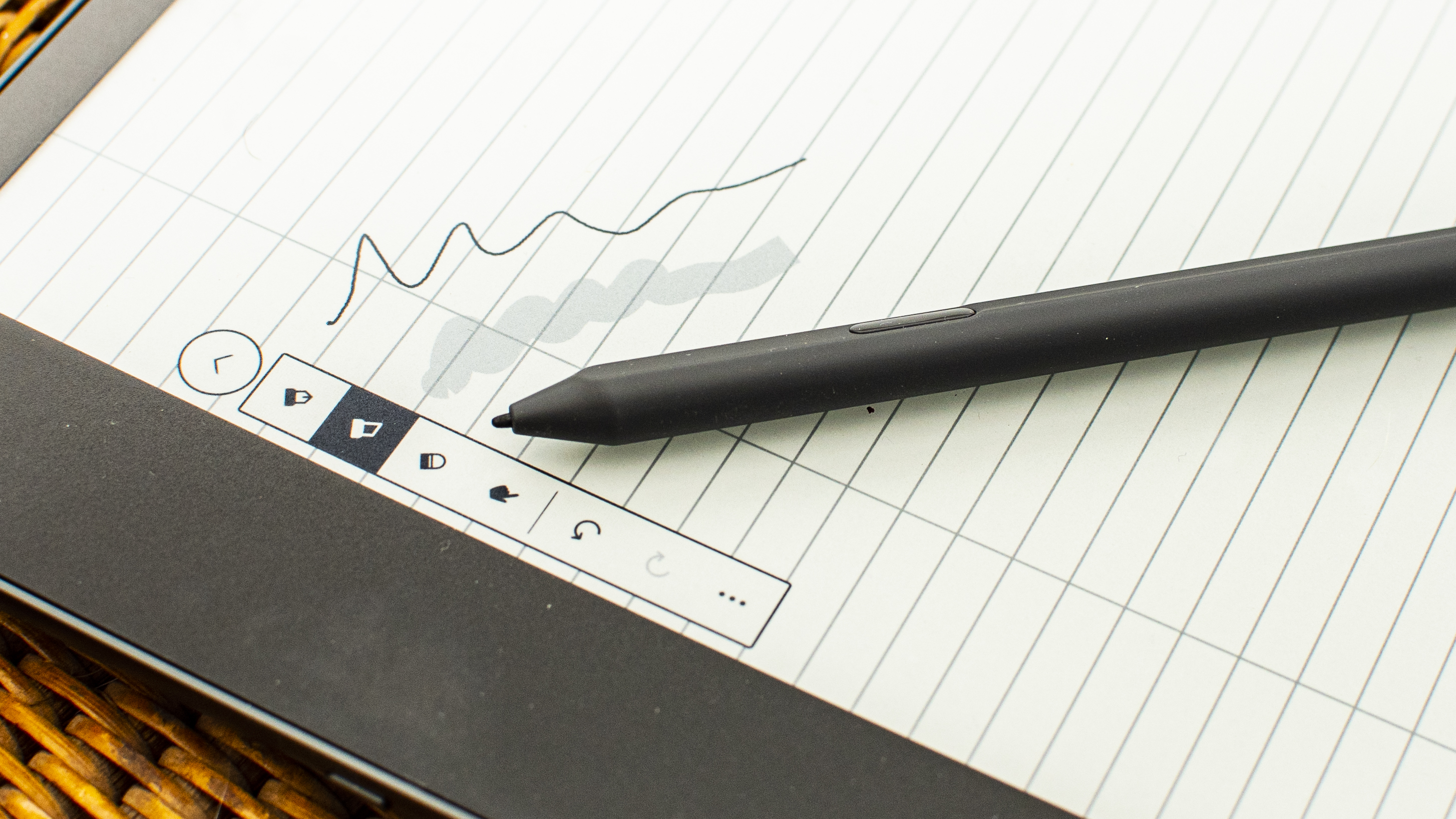 Kindle Scribe and reMarkable 2 e ink writing tablets