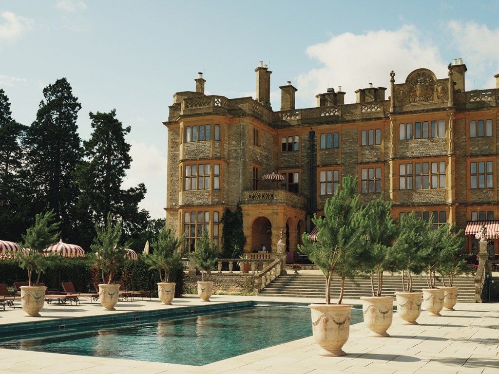 Estelle Manor exterior