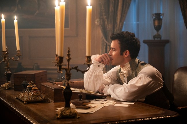 Bridgerton. Luke Thompson as Benedict Bridgerton in episode 307 of Bridgerton. Cr. Liam Daniel/Netflix © 2024