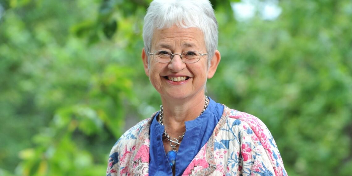 The Bookseller – Rights – Jacqueline Wilson revisits the Girls series in new adult novel with Transworld