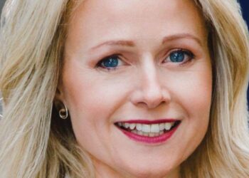 Are you a ‘super-helper’? Learn how to set healthy boundaries with psychologist Jess Baker at Bishop’s Stortford Library