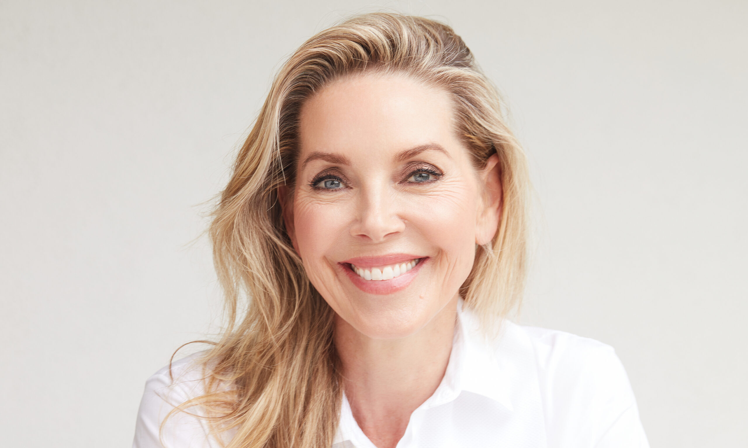 Sherri Crichton Continues Michael Crichton’s Legacy With New Book Sherri Crichton Continues Michael Crichton’s Legacy With New Book