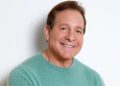 Steve Guttenberg Jokes About Hollywood, Comparing It to Horse Racing (Exclusive) Steve Guttenberg Jokes About Hollywood, Comparing It to Horse Racing (Exclusive)
