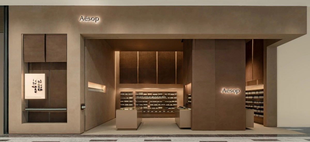 ‘Aesop Women’s Library 2.0: Voices Unbound’ returns with 6,000 free books to take home ‘Aesop Women’s Library 2.0: Voices Unbound’ returns with 6,000 free books to take home