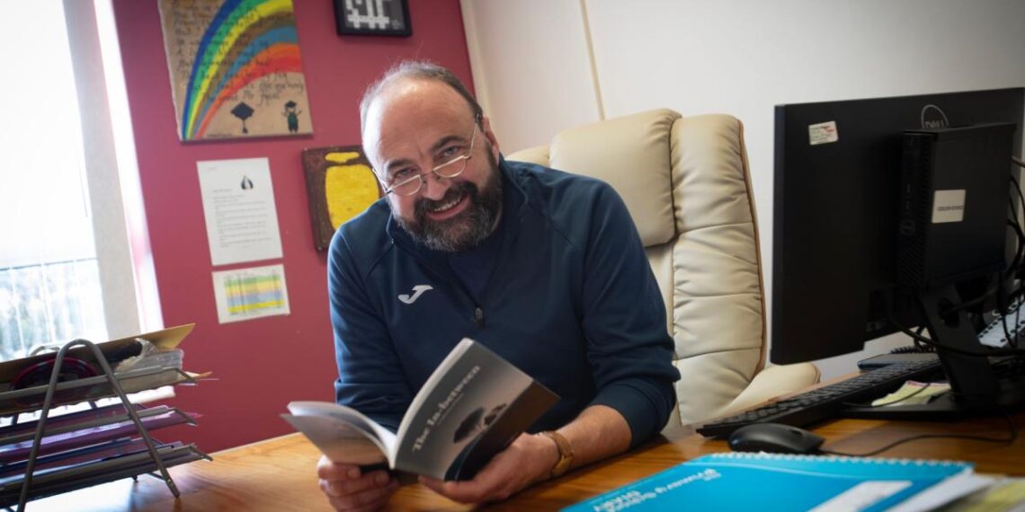 Popular Derry teacher launches anthology of poetry