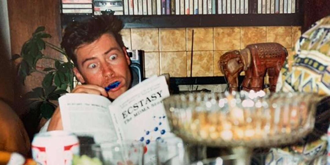 ​Kirk Field’s Rave New World book to hit the stage with new theatre show – News