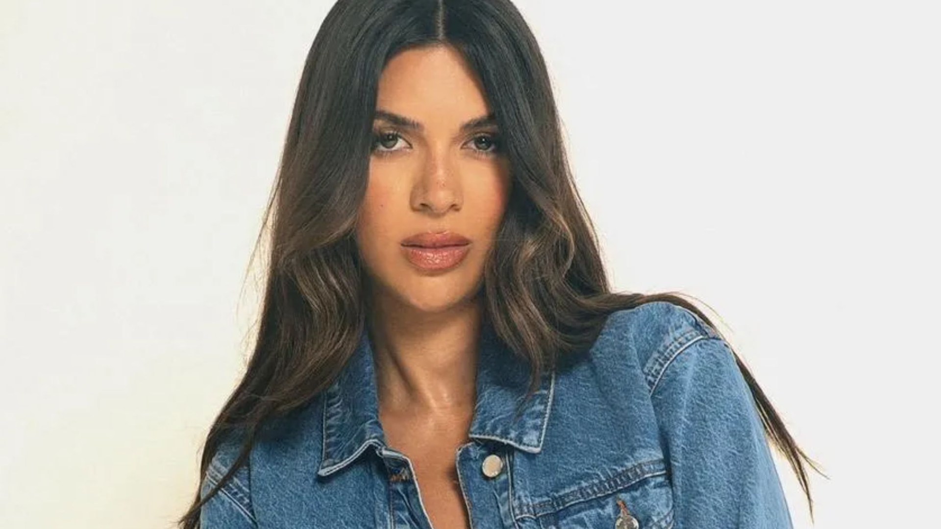 Love Island’s Ekin-Su announces huge new career change after shaking off CBB horror