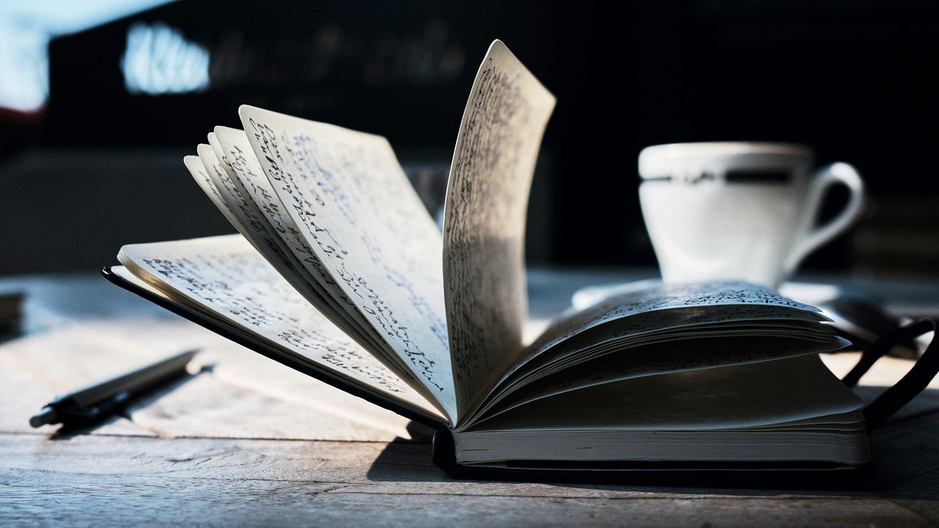 Top 5 books to inspire you to write poetry, chosen by Deborah Alma Top 5 books to inspire you to write poetry, chosen by Deborah Alma
