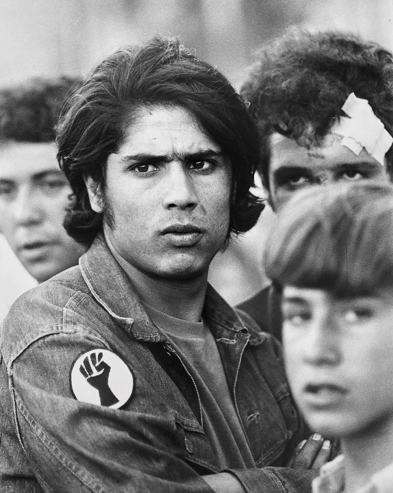 Saadia Marciano photographed on Jerusalem's Jaffa Street, 1971. (Meir Wigoder)