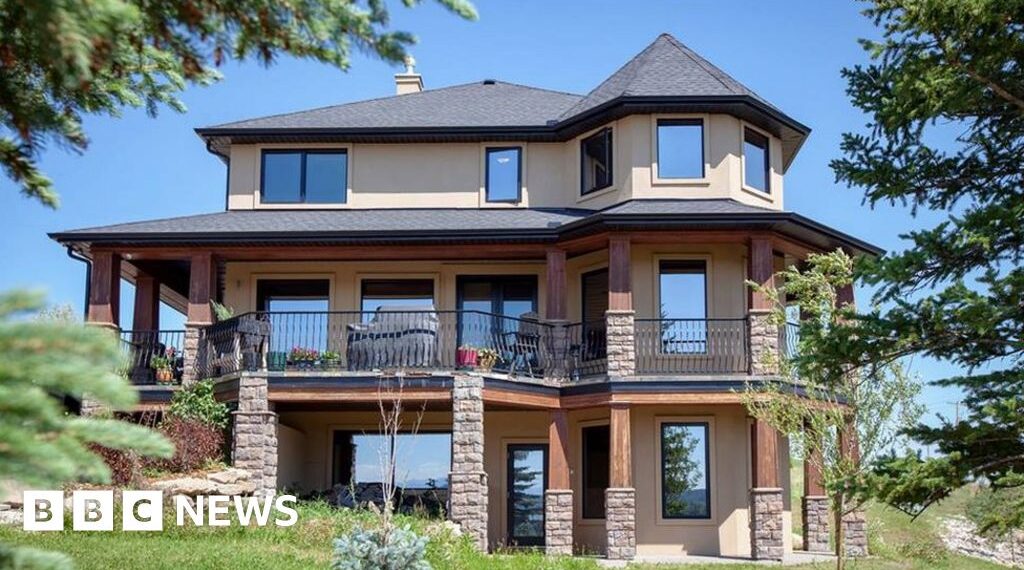 A Canadian woman has launched a writing contest for her luxury home